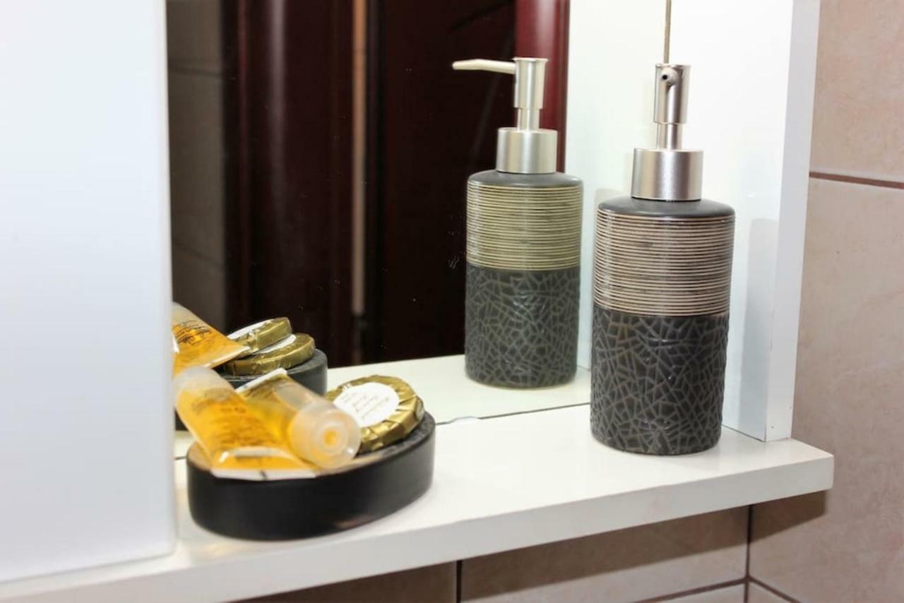 Central Studio! Fiber Wifi, Ac, Private, Self Check-In! เทสซาโลนิกิ ภายนอก รูปภาพ